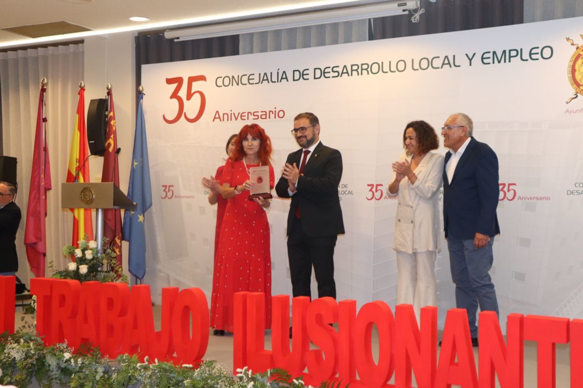 Ucomur, premiada en el XXXV aniversario de la Concejalía de Desarrollo y Empleo Local de Lorca