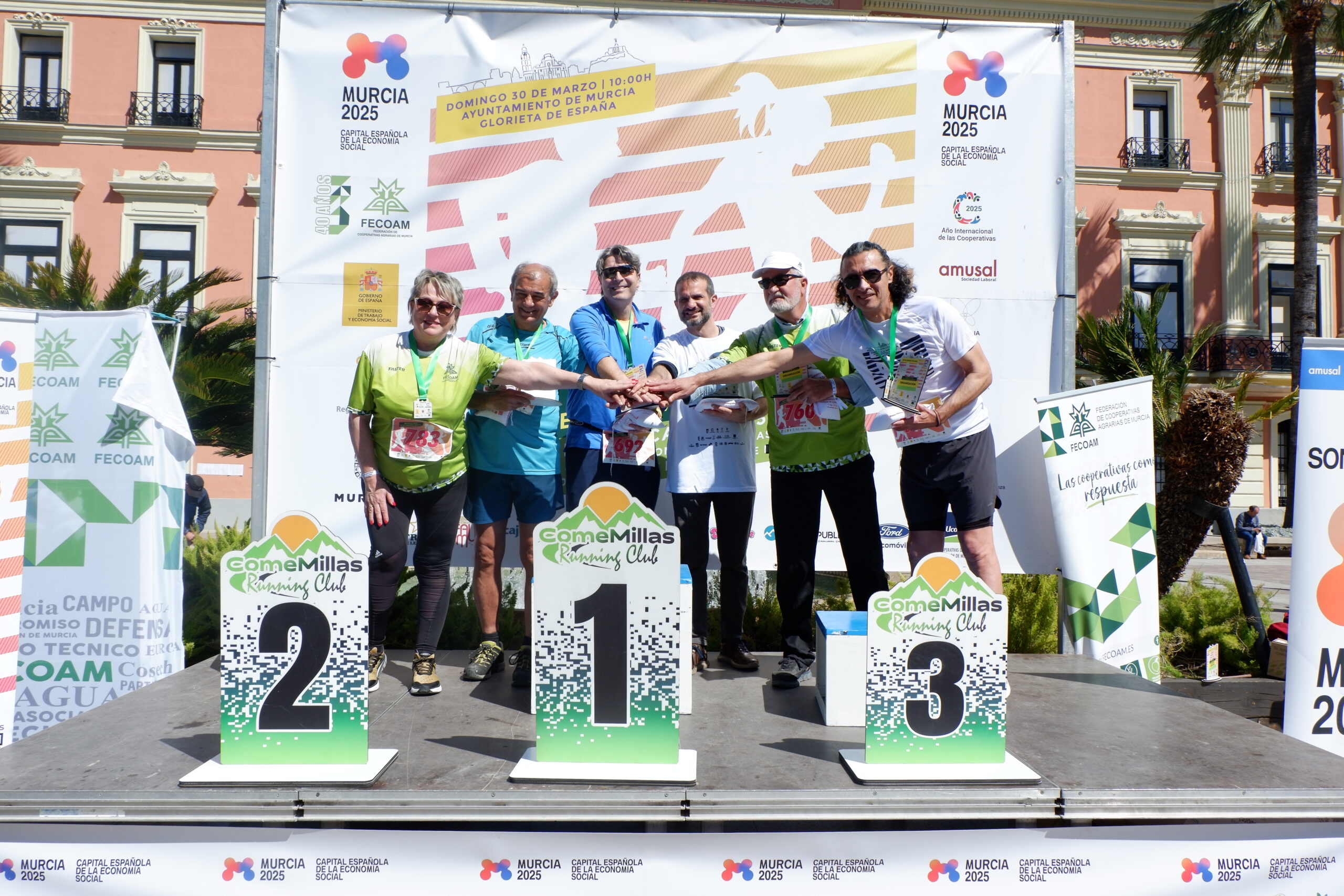 Un millar de personas inundan las calles de Murcia para correr por la Economía Social