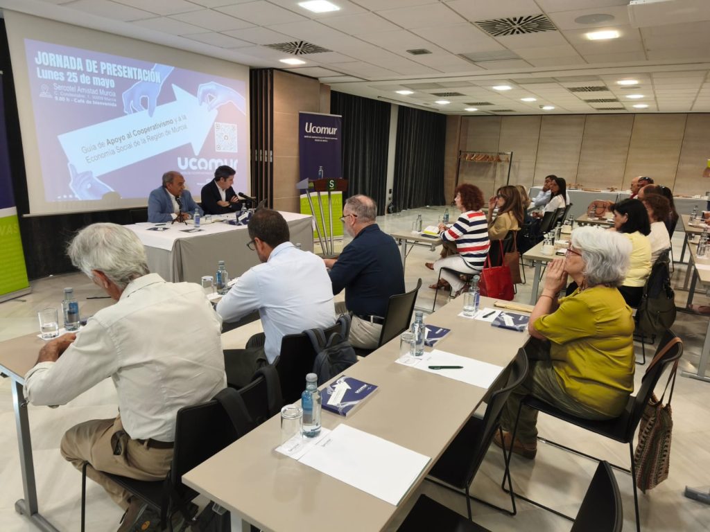 Ucomur presenta la Guía de Apoyo al Cooperativismo y a la Economía Social en la Región de Murcia 3 guía cooperativismo 2